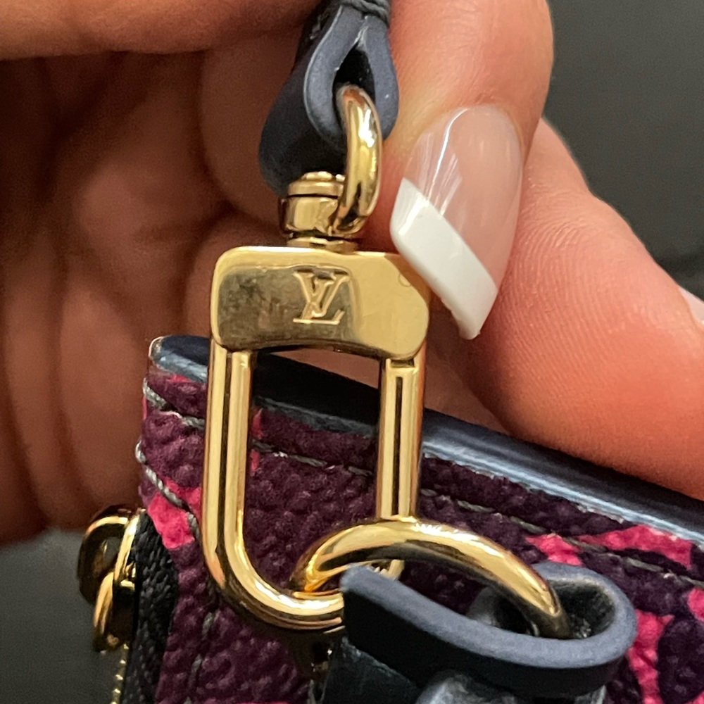 Louis Vuitton Midnight Neverfull Pouch Wristlet - Picture 7 of 15